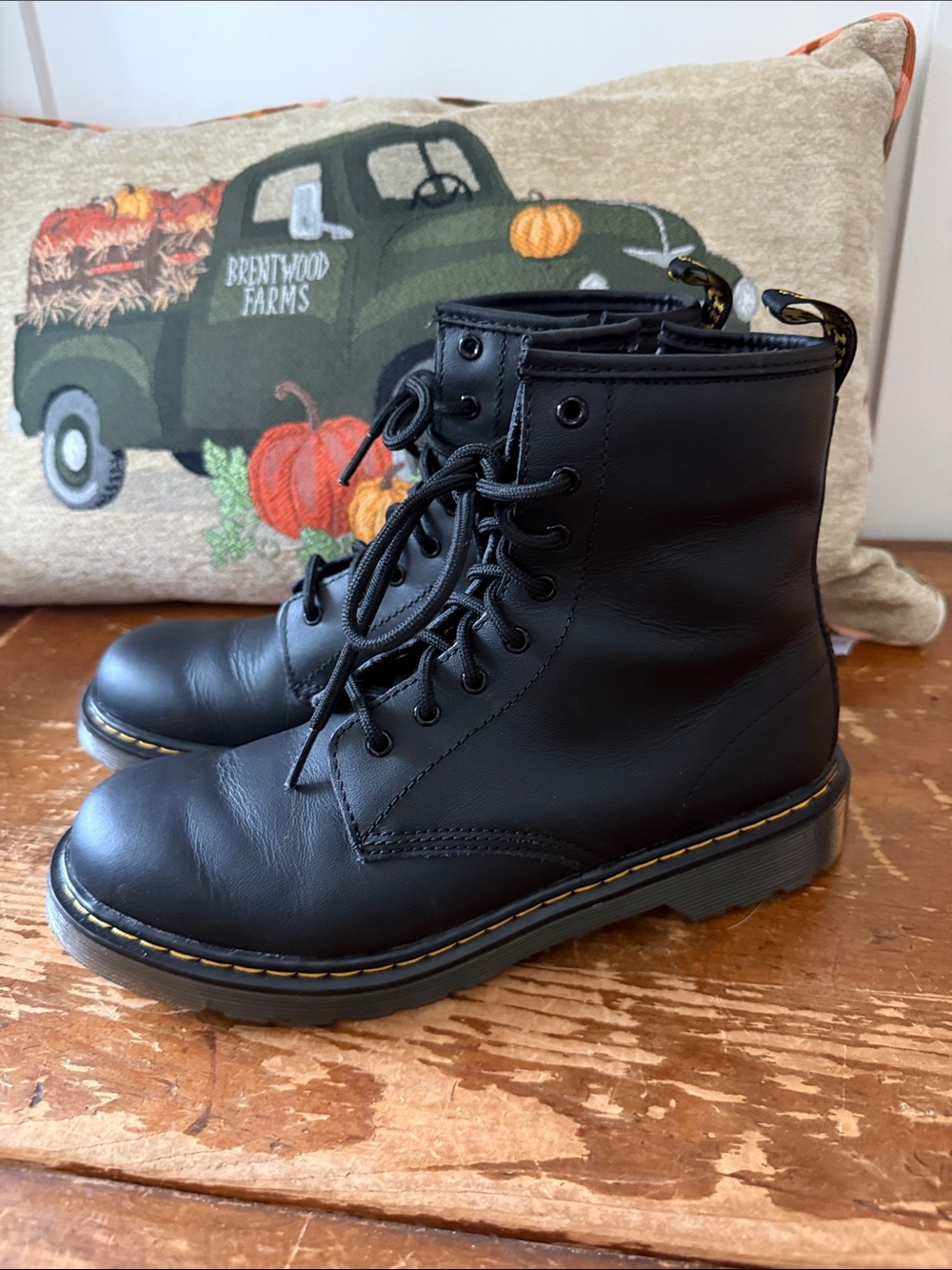 Dr Martens Black side zip Lace-Up Combat Boots - Classic Style